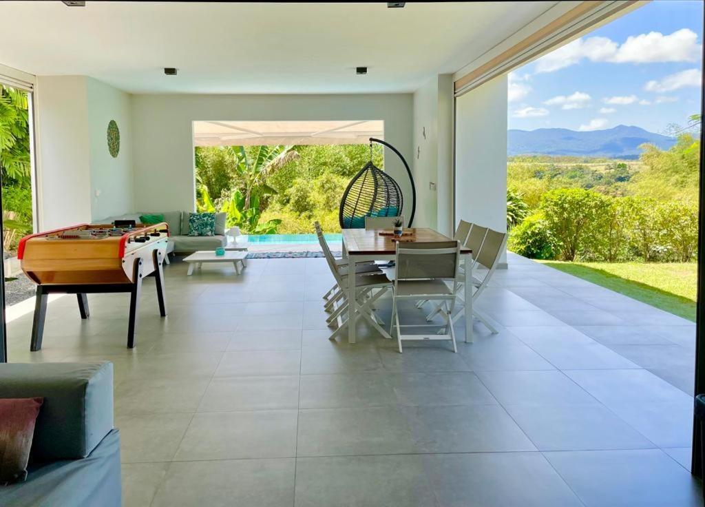 Villa Kumquat Avec Piscine Et Vue Sur Les Montagnes Petit-Bourg Eksteriør billede